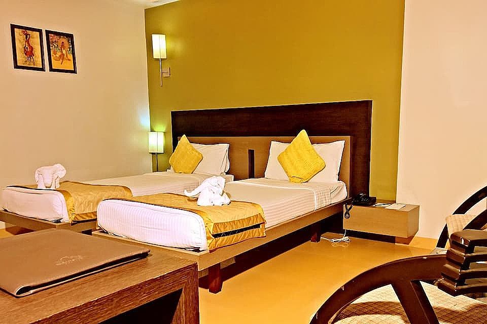 Royal Club Single Room